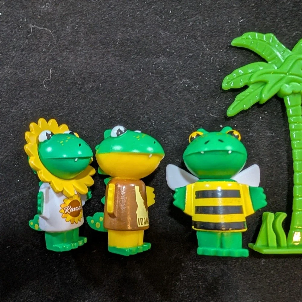 Ryan's World‎ Microverse Alligator Dinosaur Figures Lot Bumblebee Palm Tree 6pc